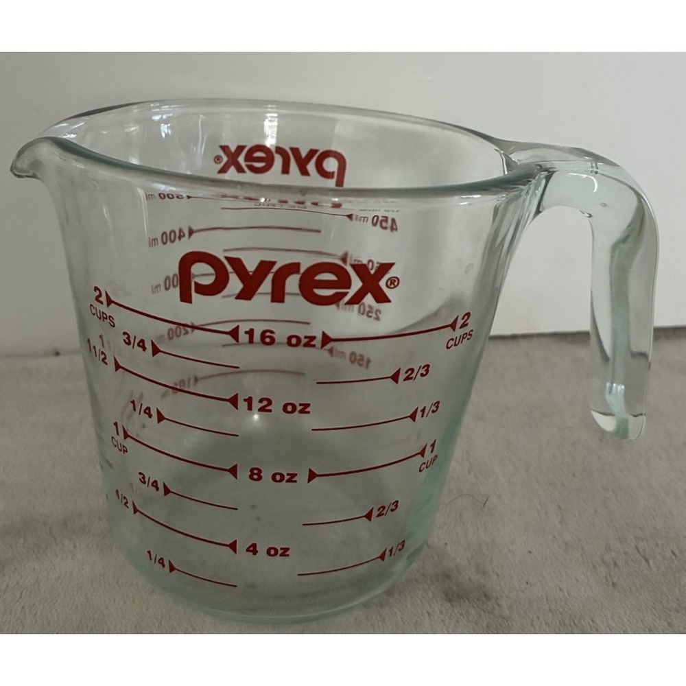 Pyrex Measuring Cup 2 Cup Glass Open‎ Handle Red Lettering 500 ml